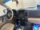 Mitsubishi Pajero GLS V6 (2014)